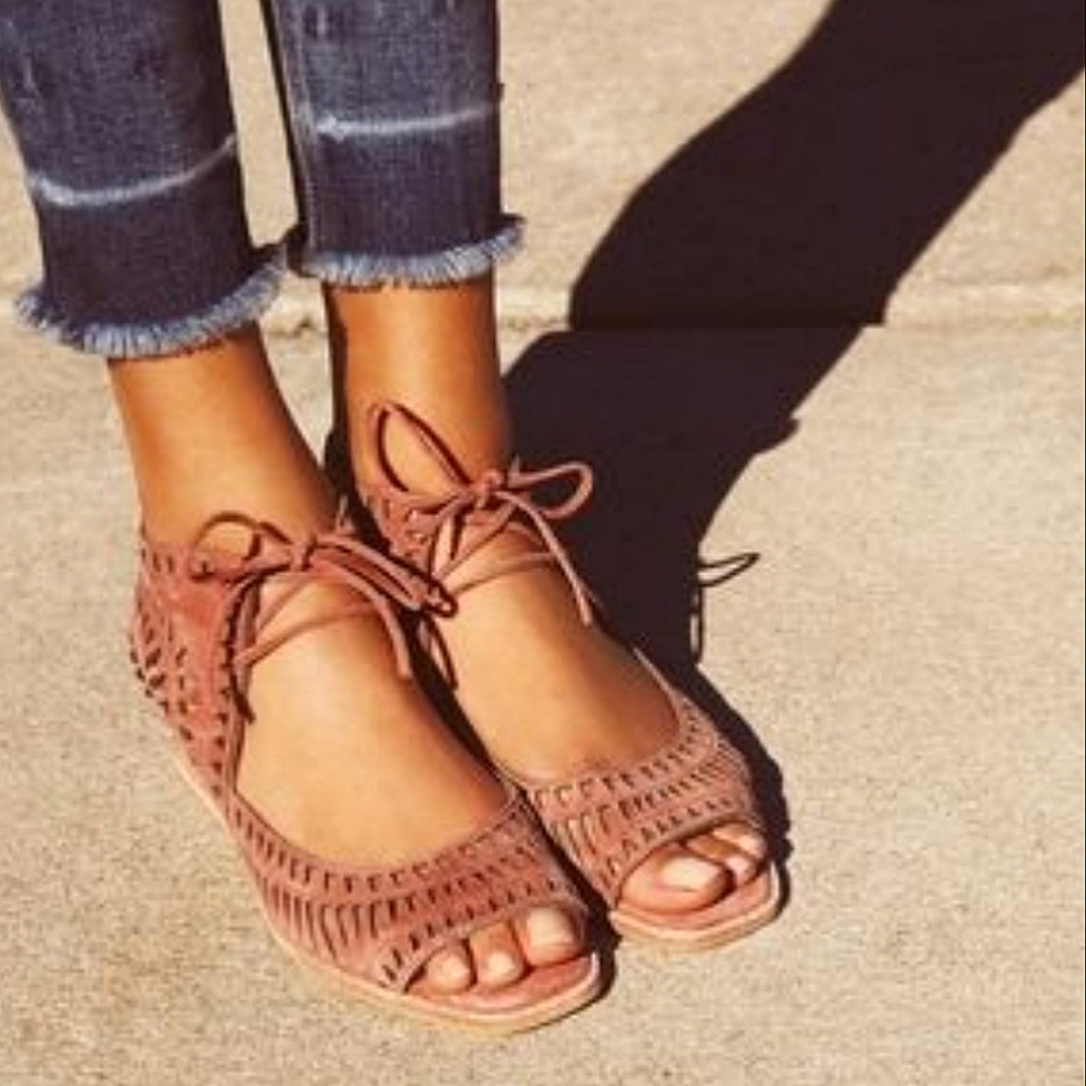 Jeffrey Campbell Rodillo Mini Wedge
